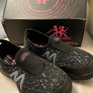 Moxie Trades Women’s Composite Black Loafer Work Boots 7.5 D